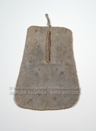 Child's Pocket, 1720-1760. RIHS 1985.1.9.