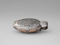 Nutmeg grater ca. 1690, British Cowrie shell, silver Gift of Irwin Untermyer, 1968 MMA 68.141.278